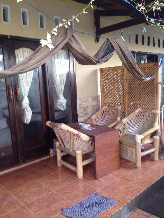 Three Little Birds Homestay Gili Trawangan Esterno foto