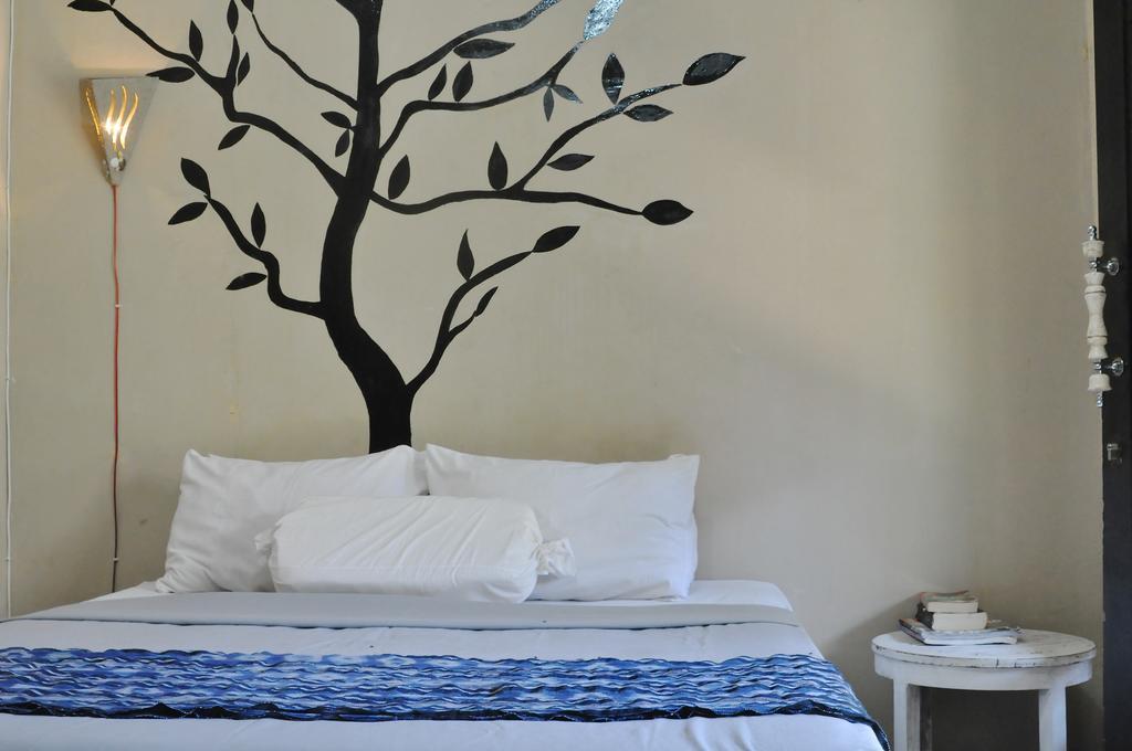 Three Little Birds Homestay Gili Trawangan Esterno foto