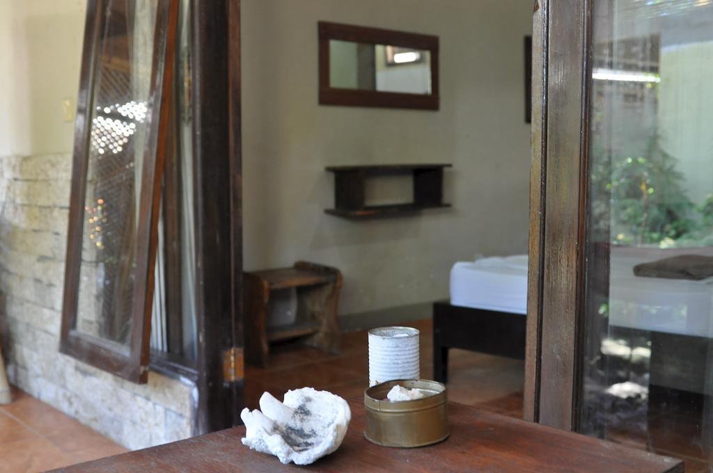 Three Little Birds Homestay Gili Trawangan Esterno foto