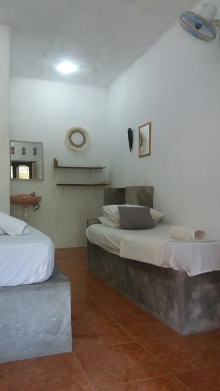 Three Little Birds Homestay Gili Trawangan Esterno foto